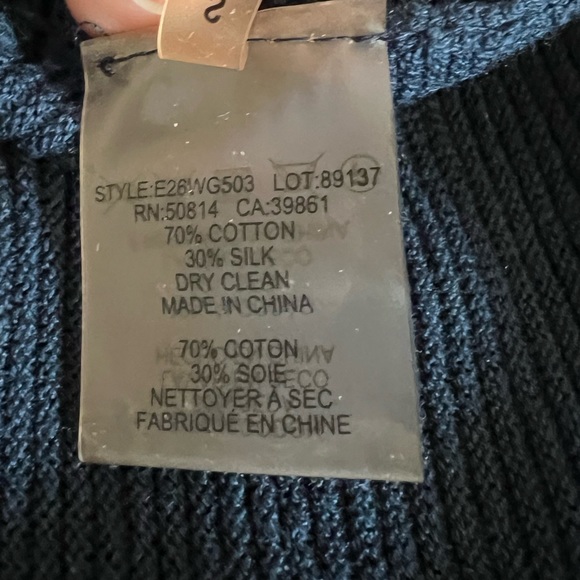 Elie Tahari Sleeveless Navy Top - Picture 8 of 10